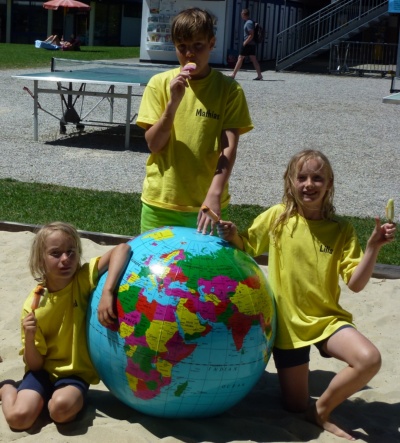Verdiente Pause unserer zukünftigen YL´s und OM´s Leopold(8), Mathias(14) und Lilia(9) 
